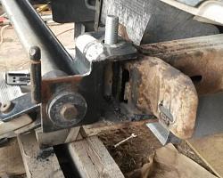 Tow bar mount-6294fa3f-dafa-4055-90c6-4375.jpg