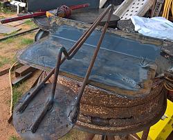 Traffic cone holder for a truck-wp_20200515_13_41_07_protc.jpg