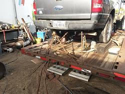 Trailer becomes a frame machine-20180506_182731.jpg11.jpg