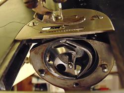 Trouble with old sewing machine-dsc02030_1600x1200.jpg