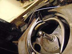 Trouble with old sewing machine-dsc02033_1600x1200.jpg