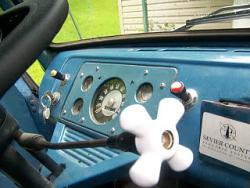 TruckBuilds.net: 1962 Ford Econoline Pickup by lectricman-econolinepickup13.jpg
