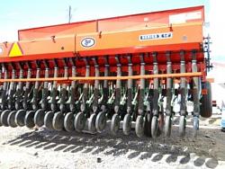 TYE no till drill rebuild-dscn0146c.jpg