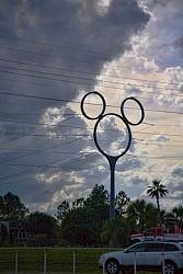 Unusual transmission tower design - photos-lmpwzw.jpg