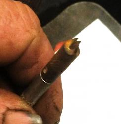 Using A Screwdriver with One Hand-img_20240122_182458sh.jpg