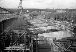 Vintage work crew photos-bonneville-dam-ph1-1935.jpg