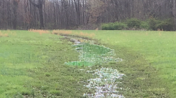 Water fountain with leak detection dye - GIF-swale.png