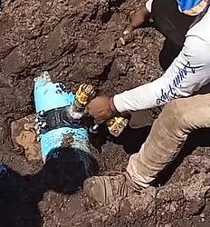 Water main bursts in plumber's face - GIF-ms1.jpg
