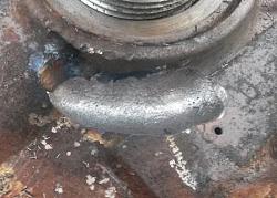 Welding a cast iron hydraulic valve-20161025_100344b.jpg