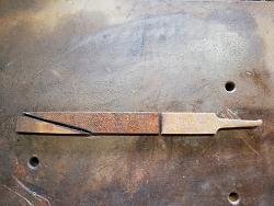WELDING SLAG CHIPPING HAMMER FROM AN OLD FILE.-img_20190415_084542.jpg