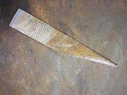 WELDING SLAG CHIPPING HAMMER FROM AN OLD FILE.-img_20190415_113750.jpg