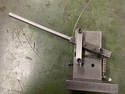 wire cutting guillotine-img_4463.jpg