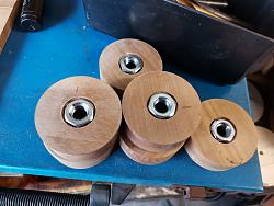 Wooden adjustable feet-img_20210408_184149_1600x1200.jpg