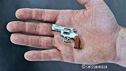 World's biggest revolver - GIF-worlds-smallest-commercial-revolver-swiss-jewel-23.jpg