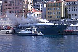 Yacht burns then sinks off the coast of Sardinia - GIF-360-afire.jpg