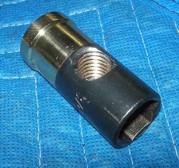 Draw bar hammer wrench