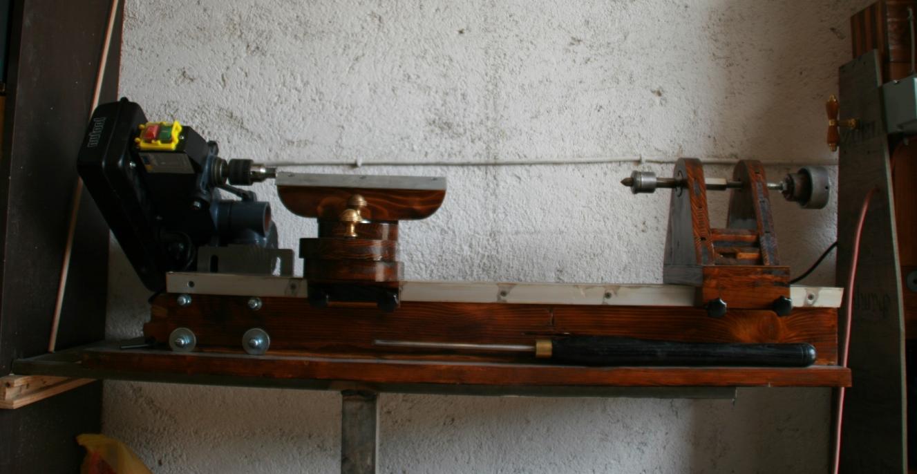 wooden woodturning lathe