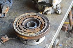 members/gord/albums/clutch/5837-dsc5725-copy-just-perspective-here-inside-clutch-plate.jpg