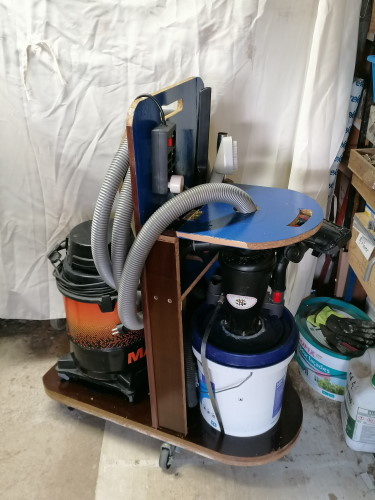 Support aspirateur cyclonique 04