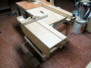 Wooden Table Saw