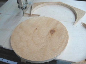 Bandsaw Circle Cutting Jig