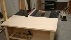 Table Saw Outfeed