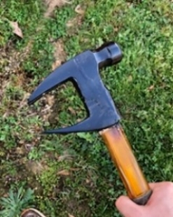 Double Claw Hammer