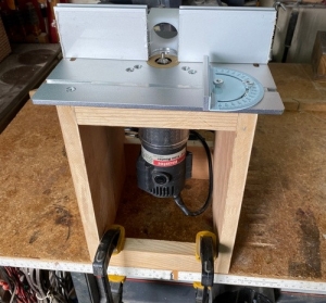 Compact Router Table