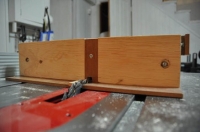 Table Saw Box Joint Jig