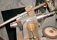 Morse-Tapered Three-Tool Holder